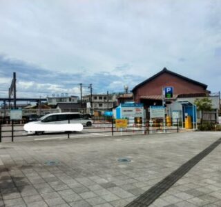 七尾駅横の有料駐車場
